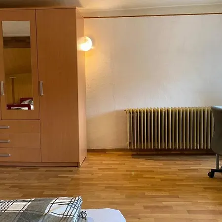House With Garden And Free Parking, Great For Groups Prázdninový dům Lublaň