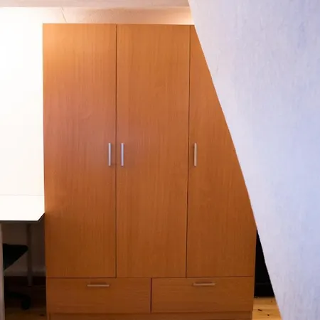 House With Garden And Free Parking, Great For Groups * Lublaň